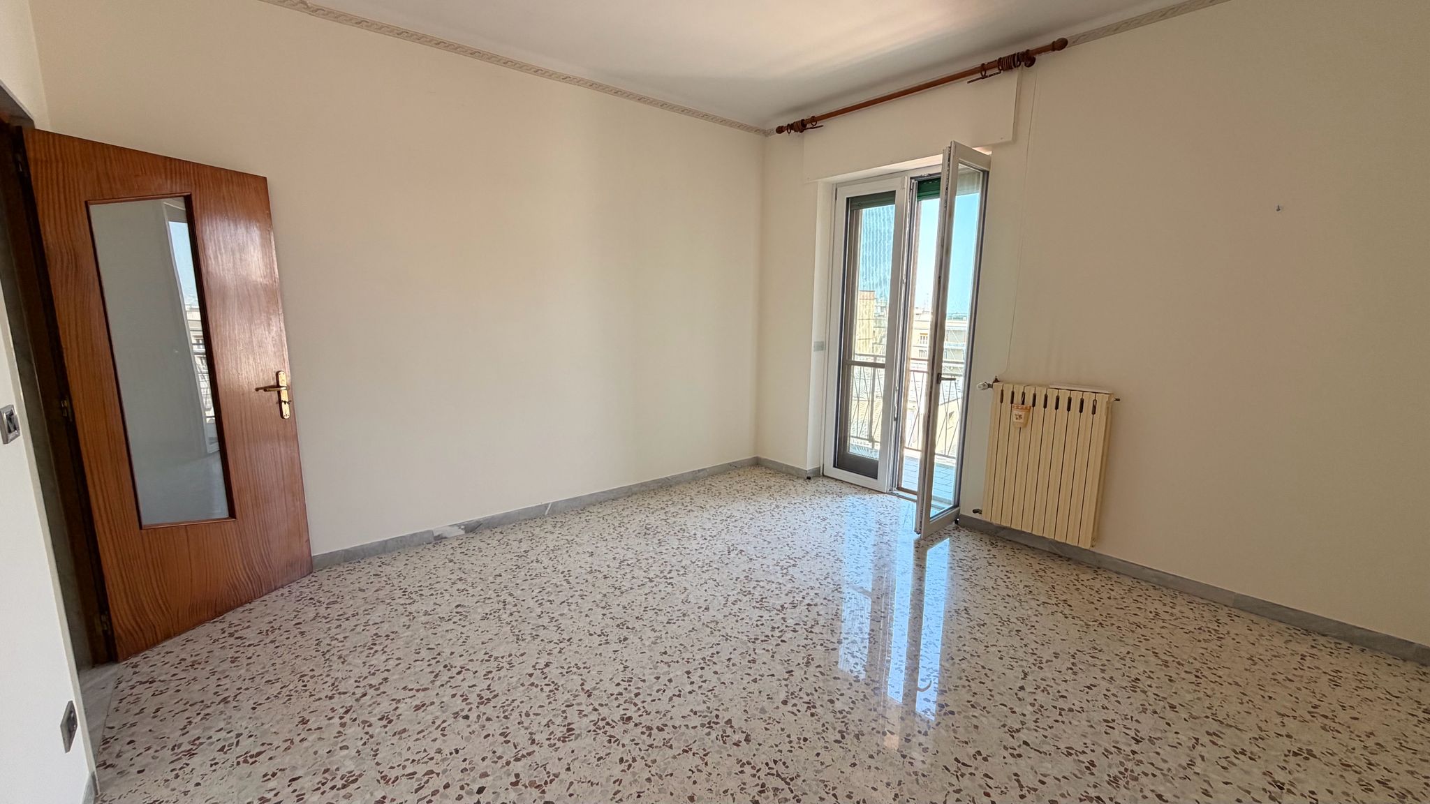 Appartamento con Vista Panoramica a Pochi Metri da Piazza XX Settembre